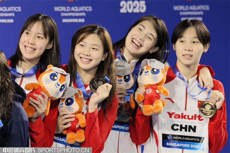 W_19225467_25080407_l.jpg W_19225467_25080407_l.jpg