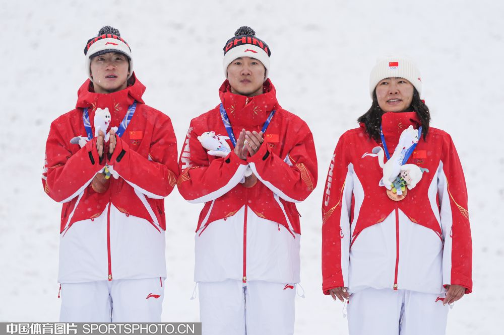 W_22570422_26022120_wz.jpg W_22570422_26022120_wz.jpg