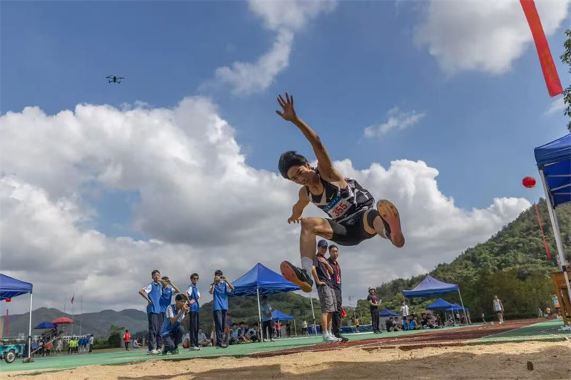 奔跑.jpg 奔跑.jpg