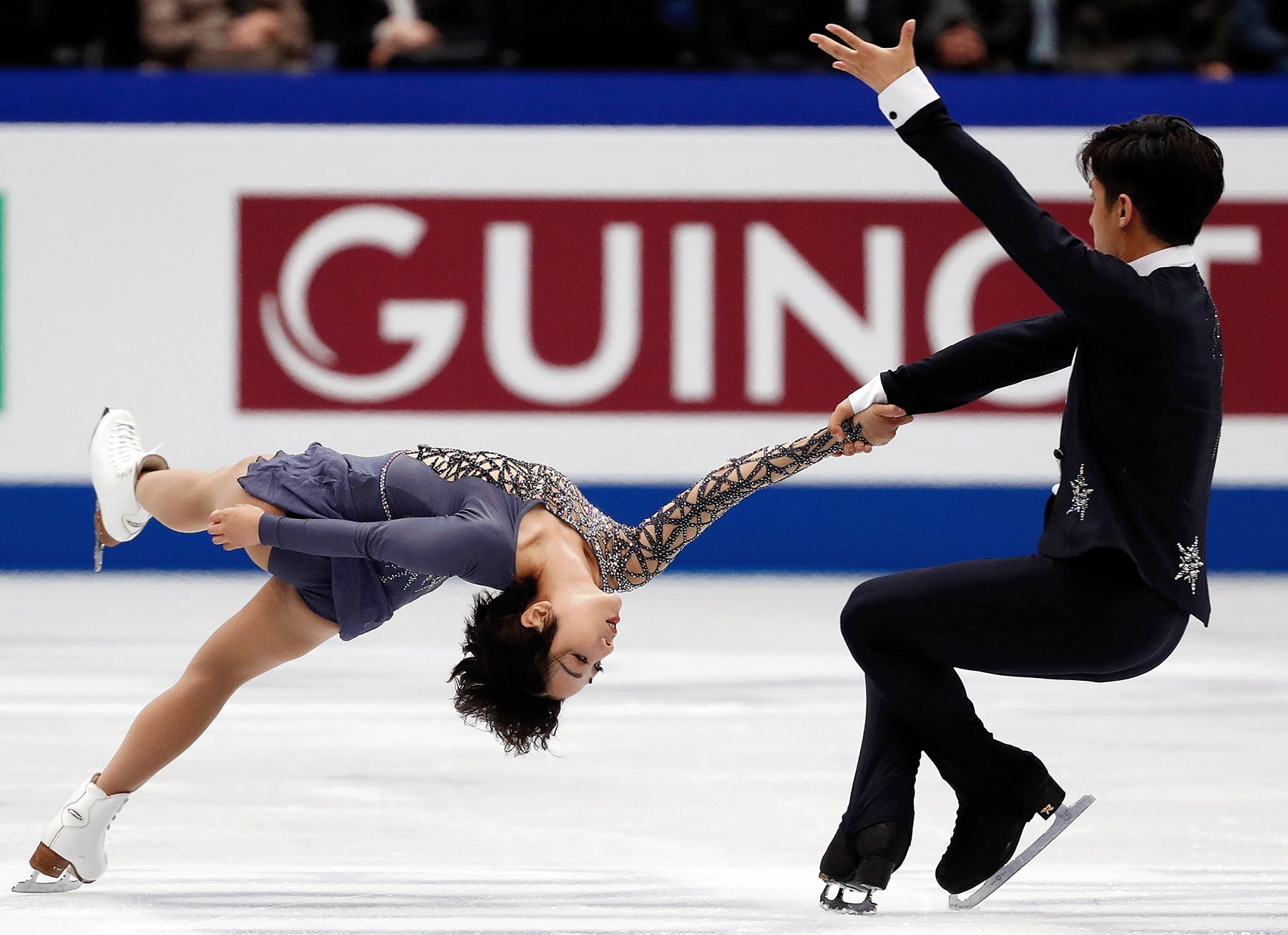 三场.gif 三场.gif