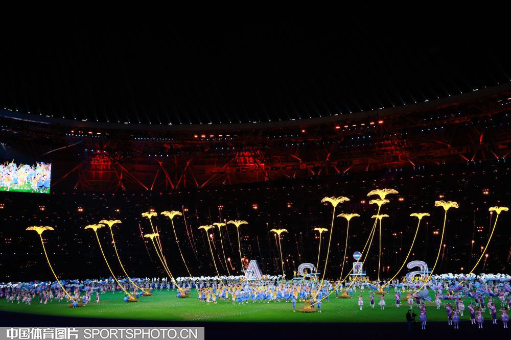 W_48230628_23100820_l.jpg W_48230628_23100820_l.jpg