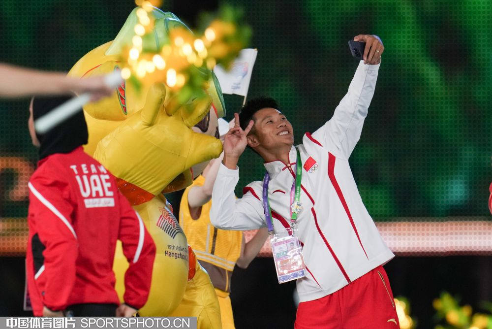 W_56136260_23100820_nmz.jpg W_56136260_23100820_nmz.jpg