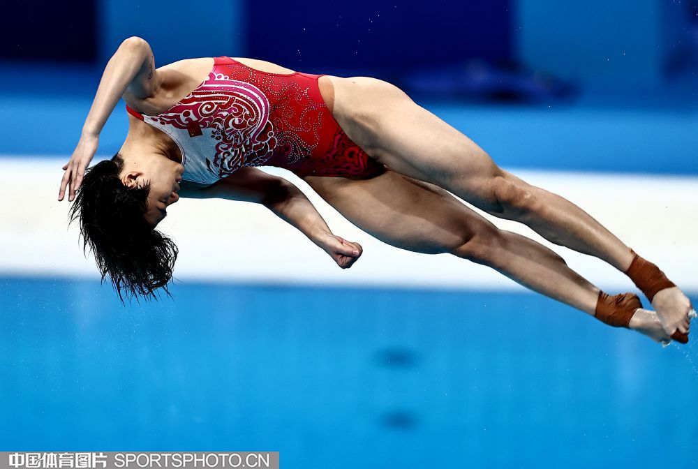 0802-跳水1.jpg 0802-跳水1.jpg