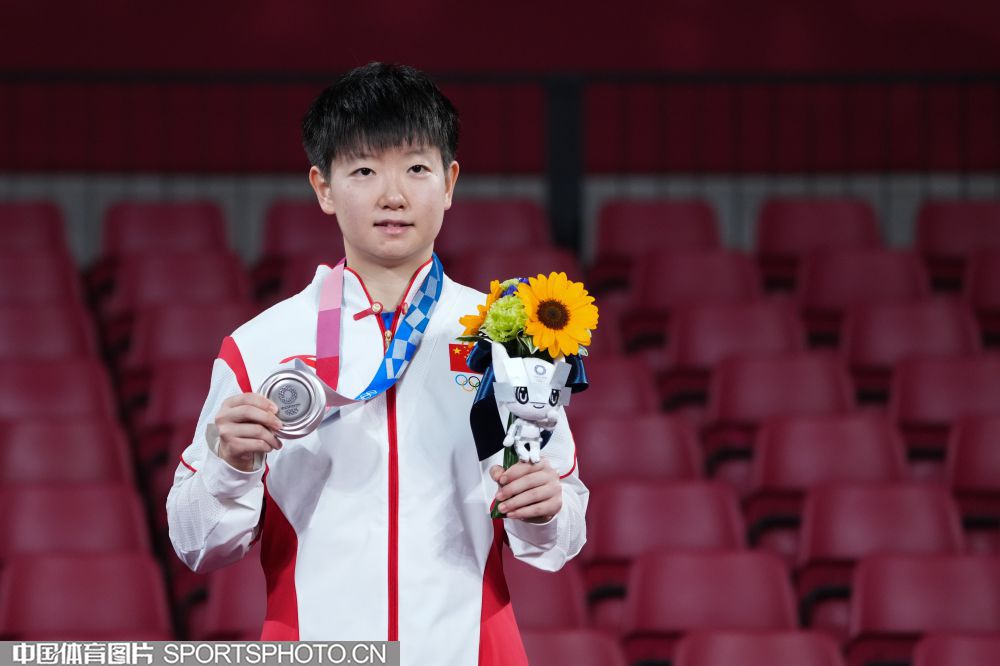 W_1304232_21072922_by.jpg W_1304232_21072922_by.jpg