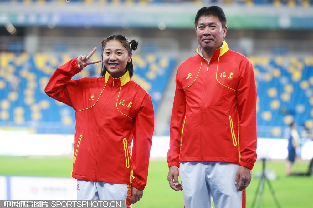 W_27513027_21092100_l.jpg W_27513027_21092100_l.jpg