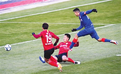 1019004_002_01_b.jpg 1019004_002_01_b.jpg