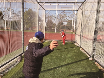 zgtyb1109004_005_02_b.jpg zgtyb1109004_005_02_b.jpg