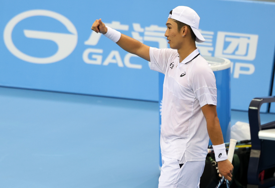 1111-网球.png 1111-网球.png